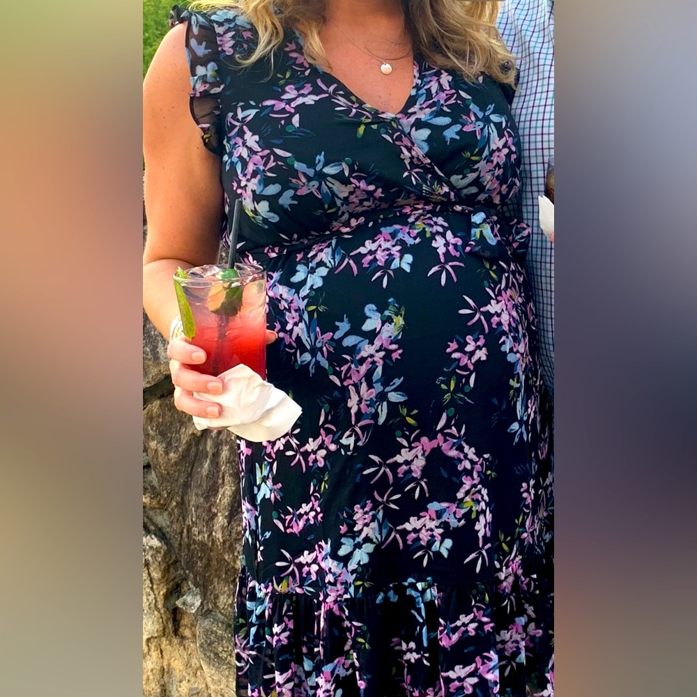 Jessica Simpson floral maternity dress - absolutely stunning